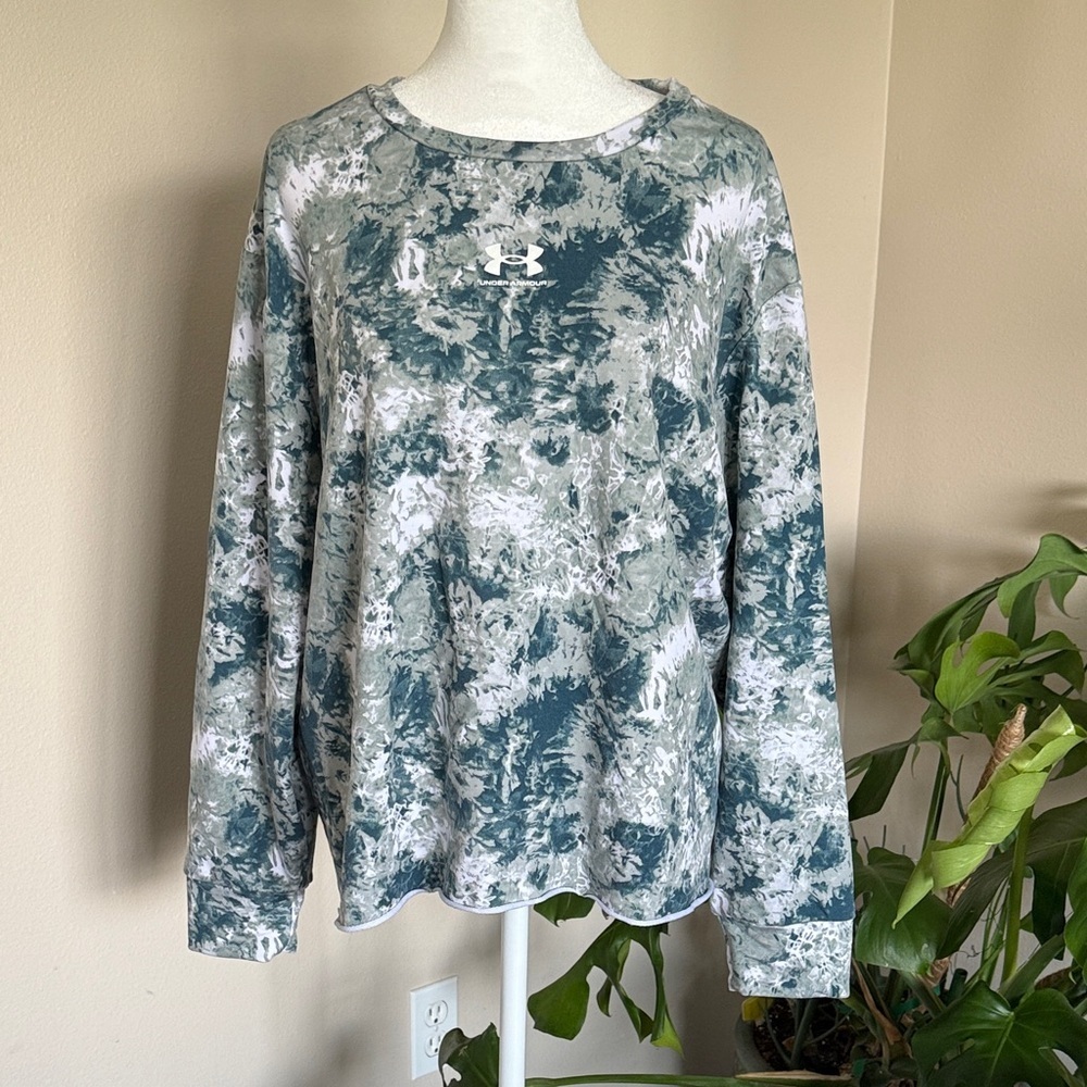 Under Armour Shades of Teal and White Sweatshirt, 2X